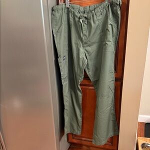 Men's Olive Cargo Pants